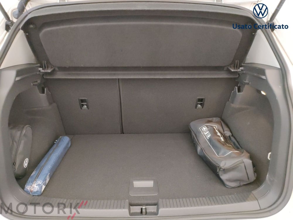 Volkswagen T-Cross usata a Varese (10)