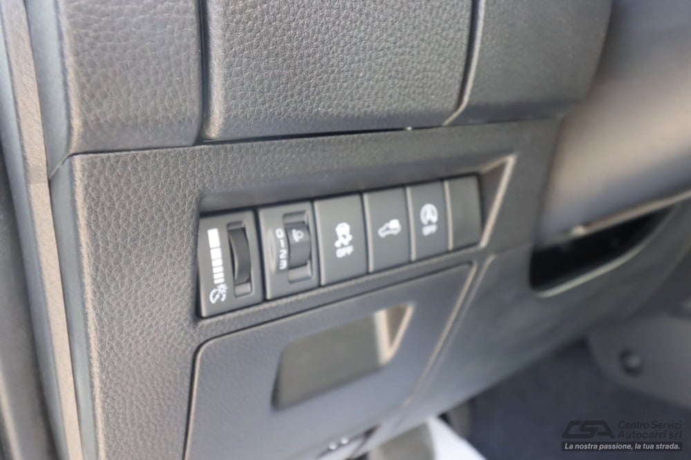 Isuzu D-Max Pick-up nuova a Bologna (14)