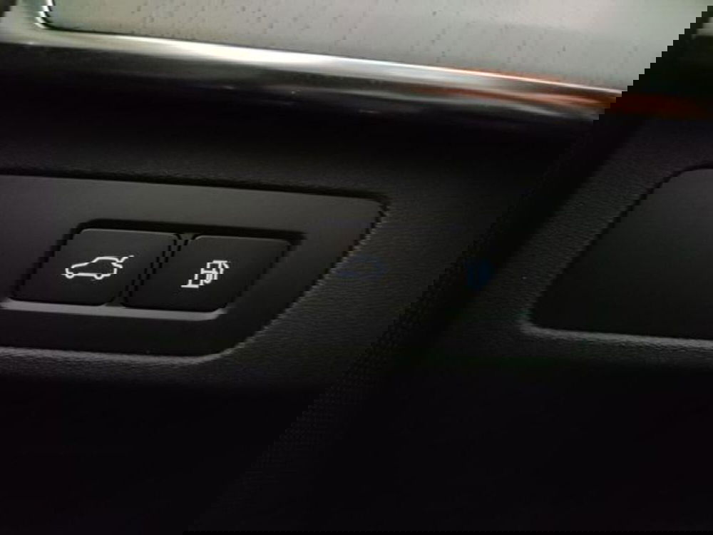 Volvo XC90 nuova a Modena (15)
