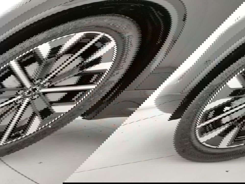 Volvo XC90 nuova a Modena (8)