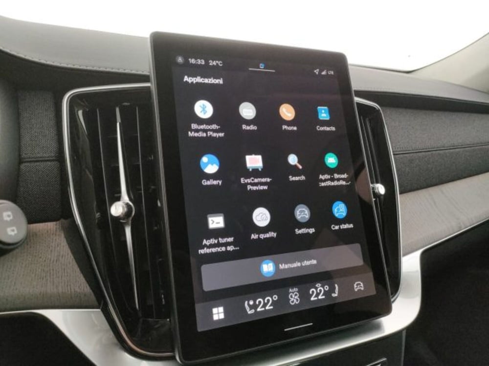 Volvo XC90 nuova a Modena (16)