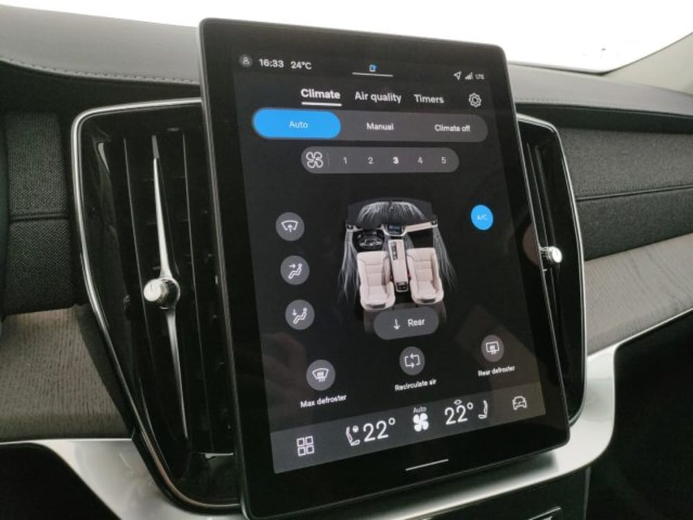 Volvo XC90 nuova a Modena (18)