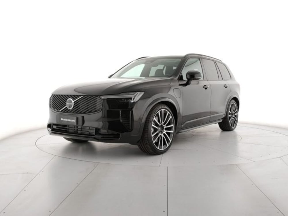 Volvo XC90 nuova a Modena (2)