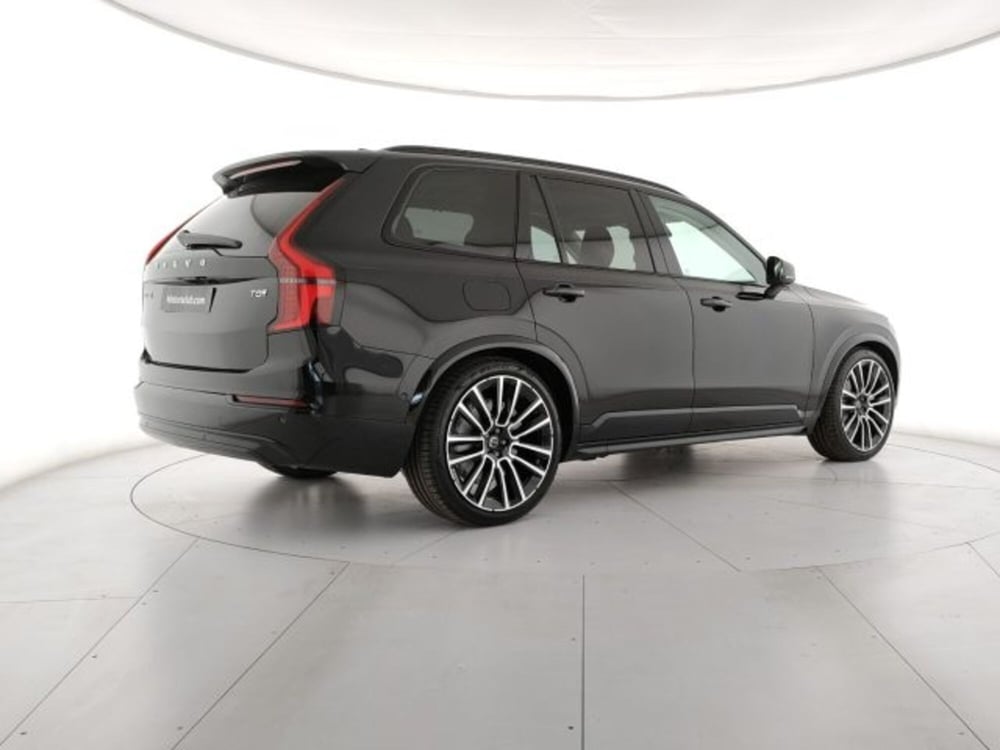 Volvo XC90 nuova a Modena (5)