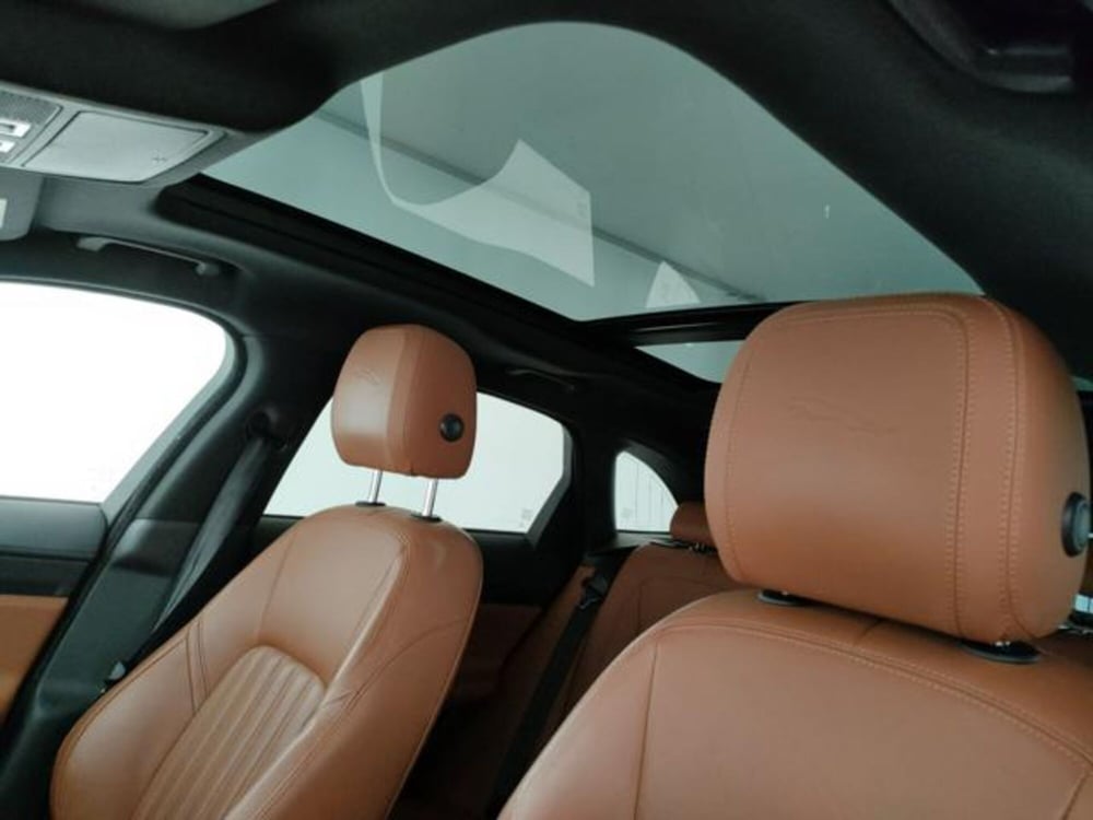 Jaguar F-Pace usata a Modena (13)