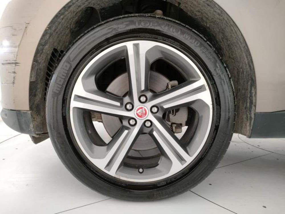Jaguar F-Pace usata a Modena (8)
