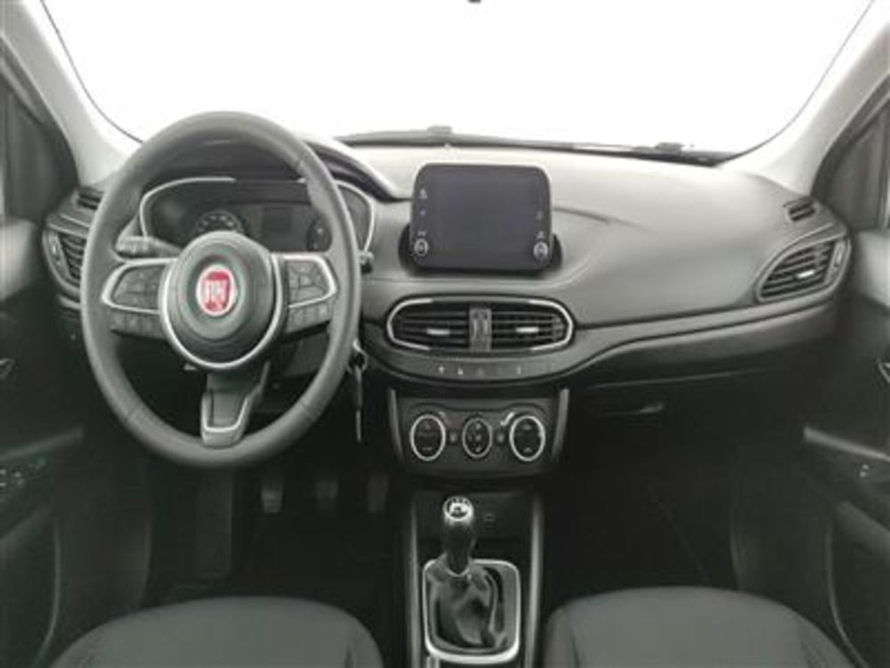 Fiat Tipo usata a Bari (13)