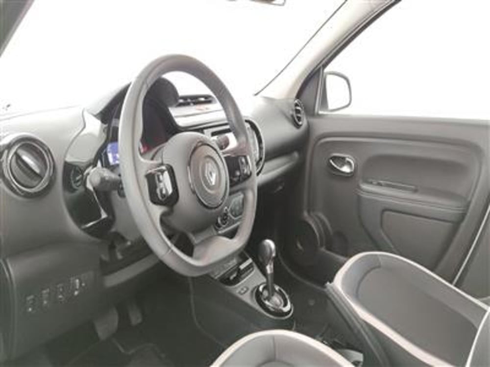 Renault Twingo usata a Bari (13)
