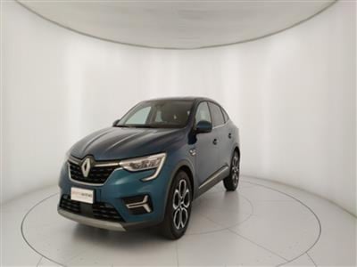 Renault Arkana E-Tech 145 CV Intens del 2022 usata a Bari