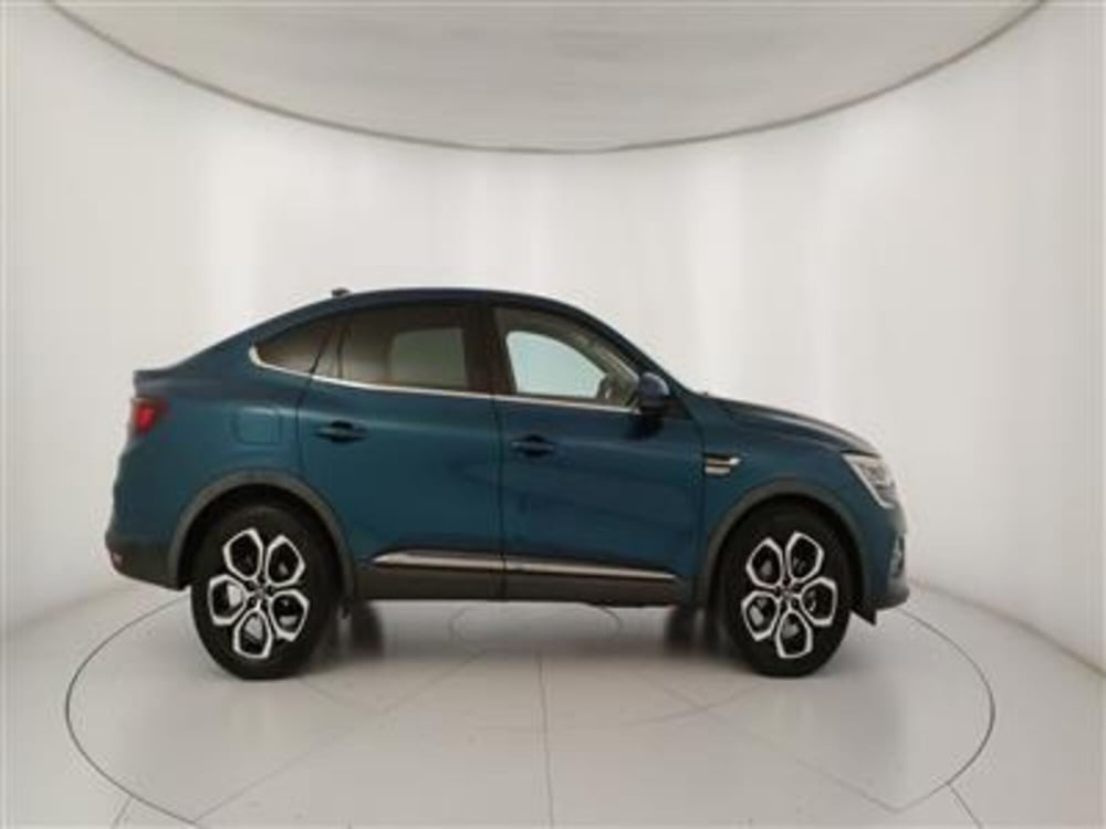 Renault Arkana usata a Bari (9)
