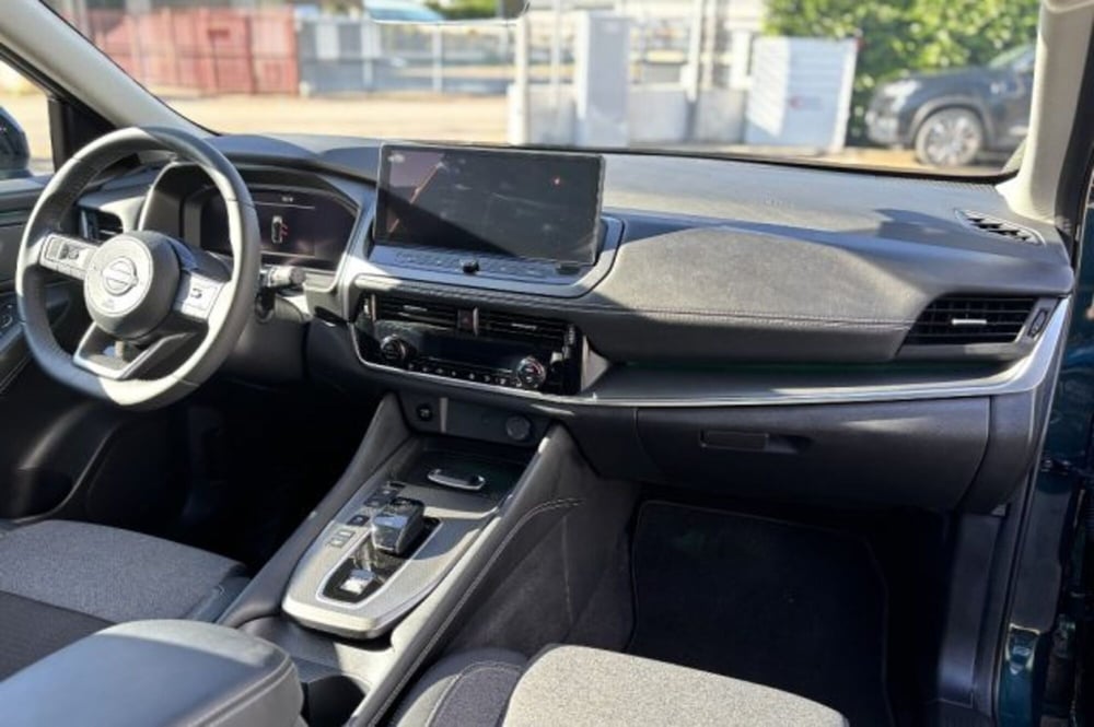 Nissan Qashqai usata a Latina (9)