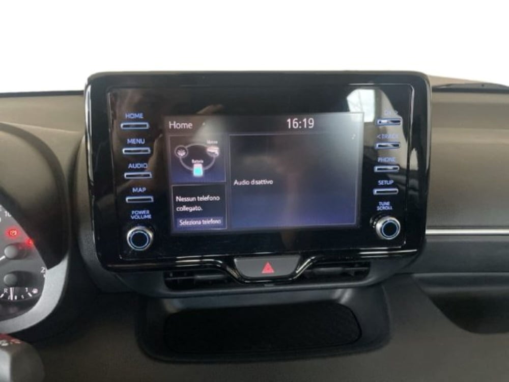 Toyota Yaris Cross usata a Vercelli (16)