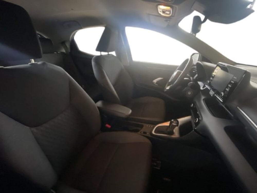 Toyota Yaris Cross usata a Vercelli (7)
