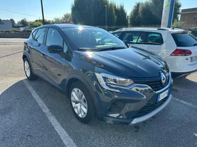 Renault Captur TCe 100 CV GPL FAP Zen del 2021 usata a Massarosa