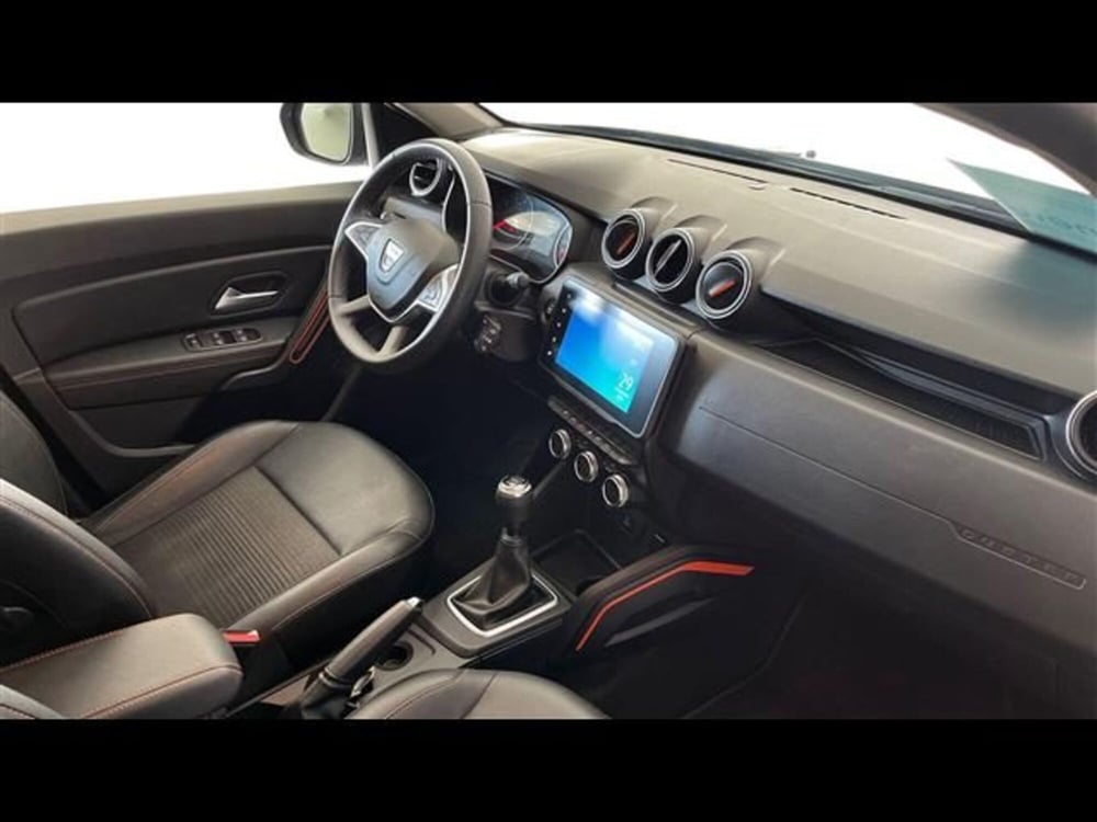 Dacia Duster usata a Firenze (11)
