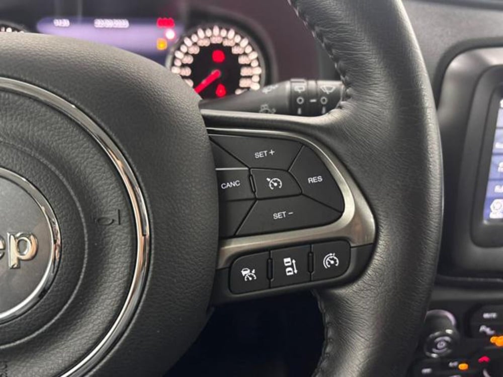 Jeep Renegade usata a Como (12)