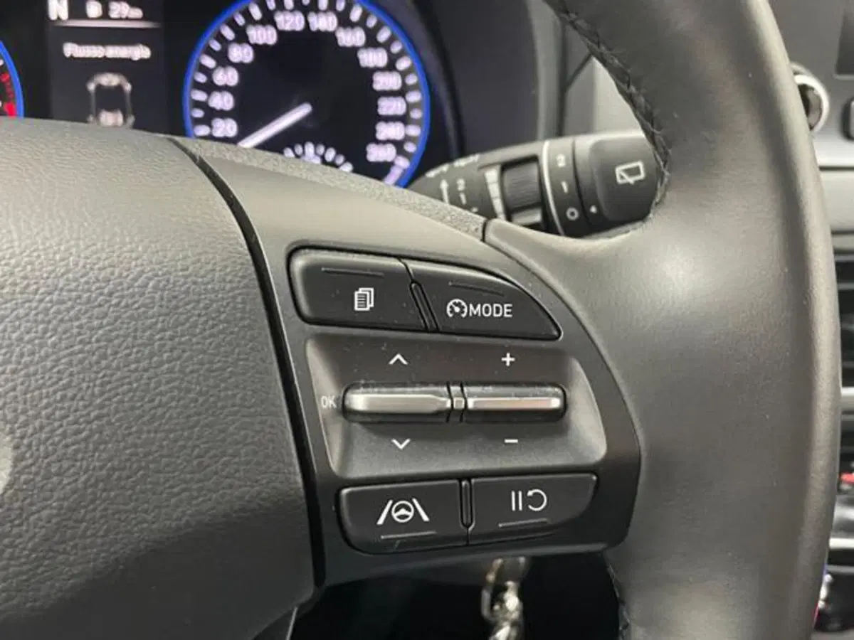 Hyundai Kona usata a Como (11)
