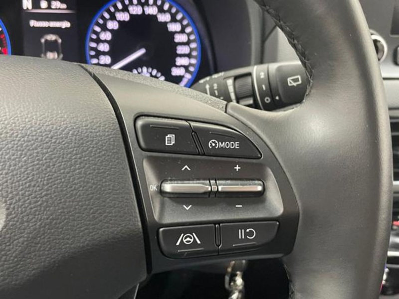 Hyundai Kona usata a Como (11)