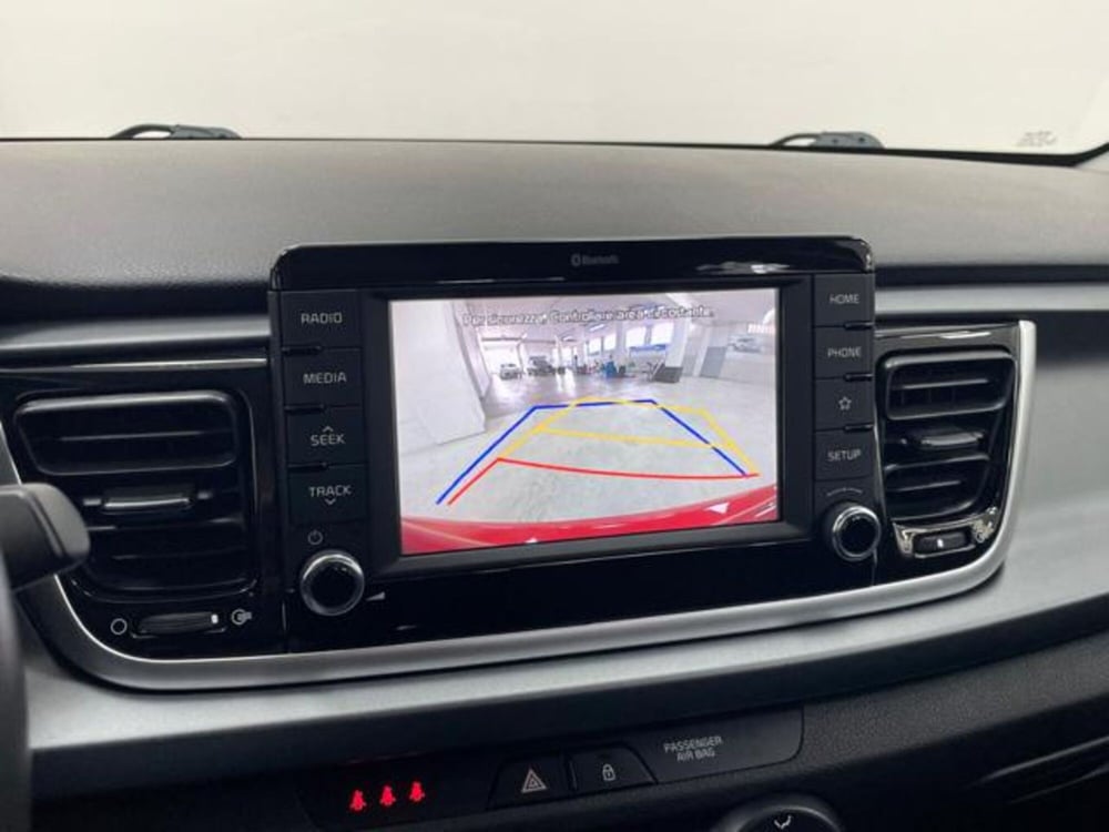 Kia Rio usata a Como (16)