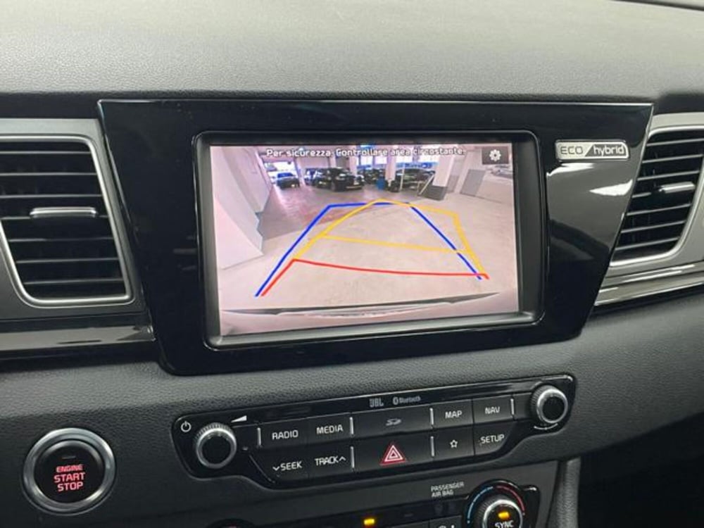 Kia Niro usata a Como (18)