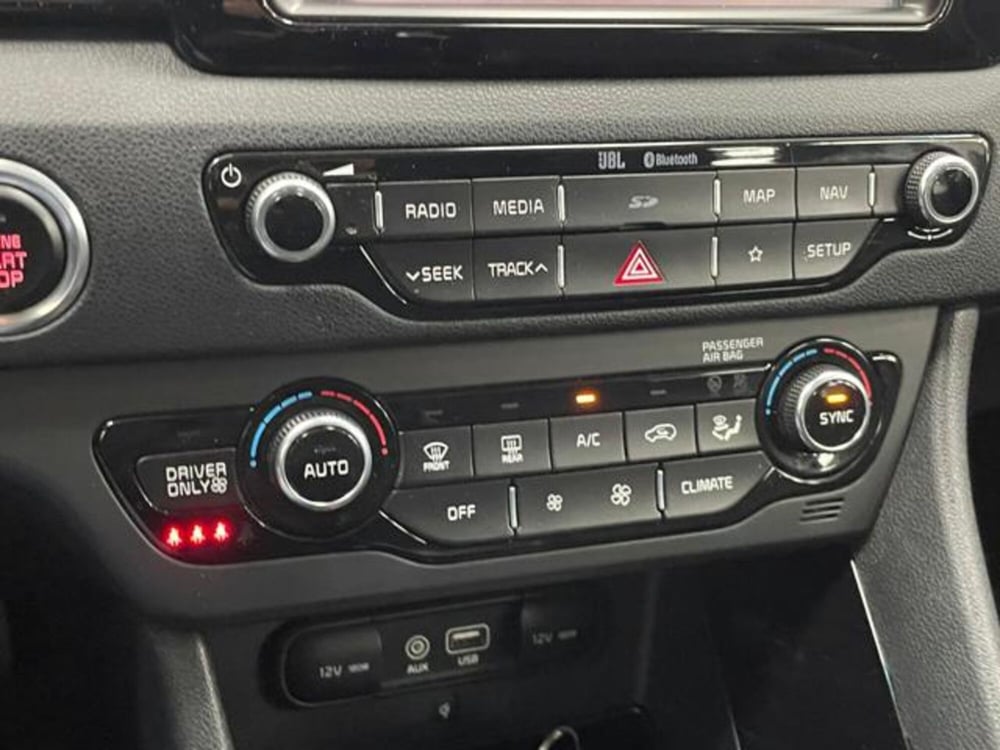 Kia Niro usata a Como (19)