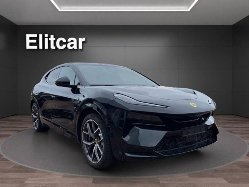 Lotus Eletre nuova a Milano (4)