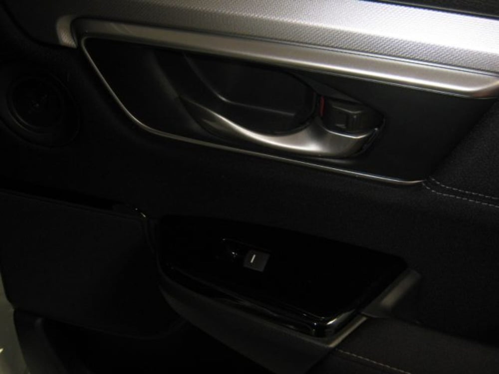 Honda CR-V usata a Fermo (12)