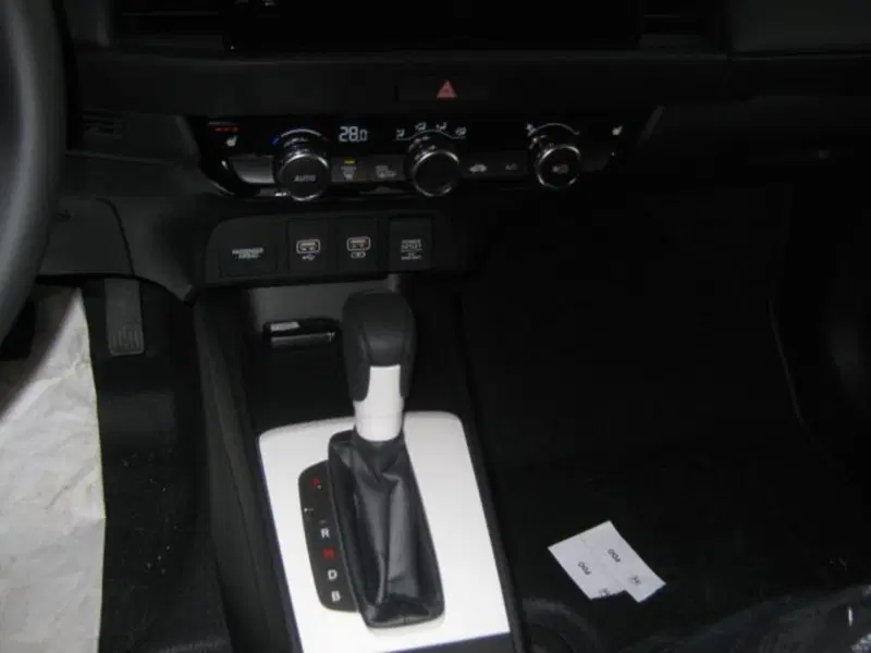 Honda Jazz nuova a Fermo (8)