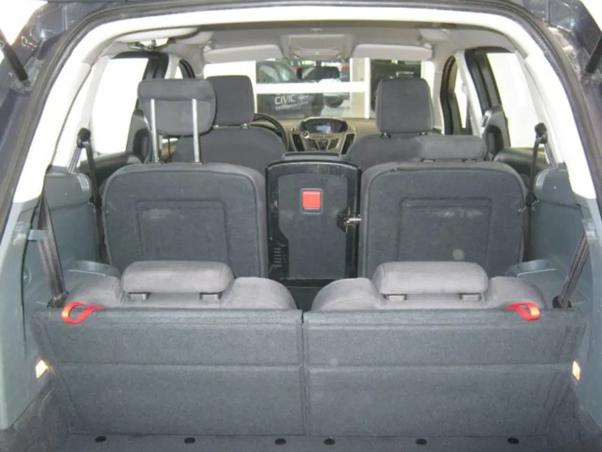 Ford C-Max usata a Fermo (10)
