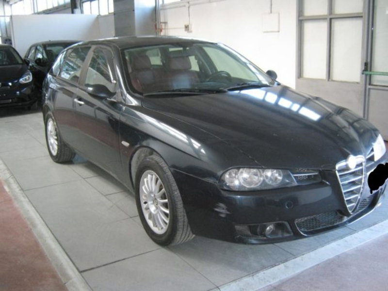 Alfa Romeo 156 SportWagon usata a Fermo