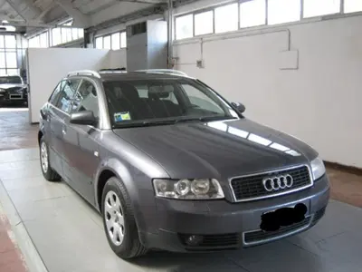 Audi A4 Avant 1.9 TDI/130 CV cat del 2004 usata a Porto San Giorgio