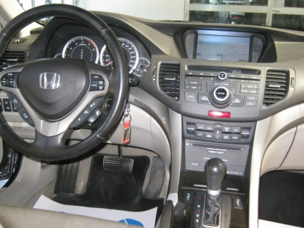 Honda Accord Station Wagon usata a Fermo (6)