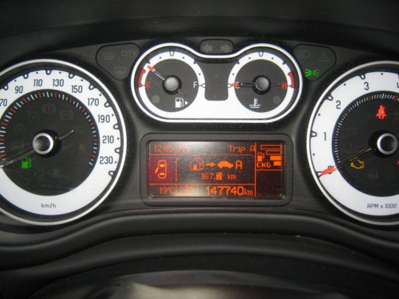 Fiat 500L usata a Fermo (16)