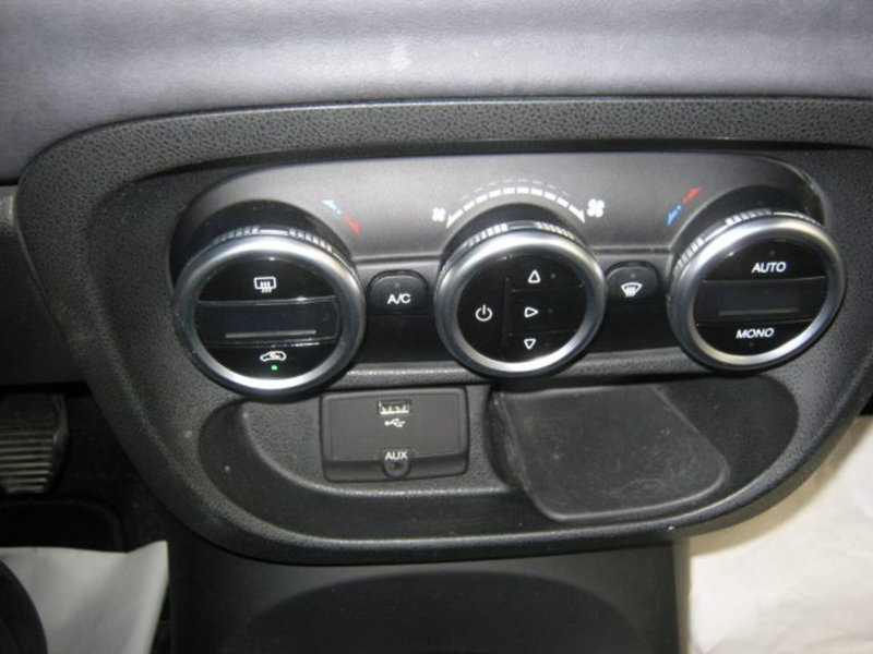 Fiat 500L usata a Fermo (17)