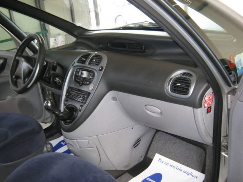 Citroen Xsara Picasso usata a Fermo (6)