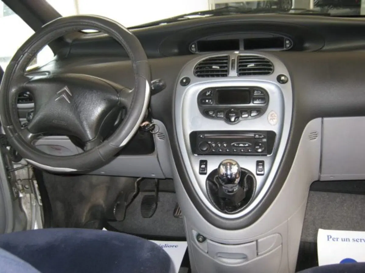 Citroen Xsara Picasso usata a Fermo (7)