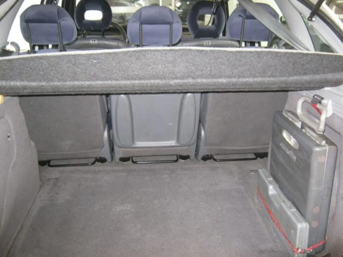 Citroen Xsara Picasso usata a Fermo (9)