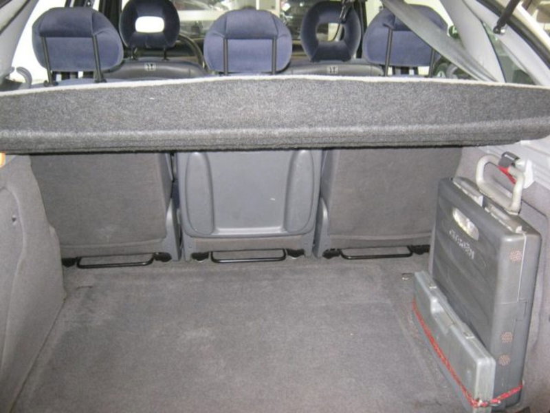 Citroen Xsara Picasso usata a Fermo (9)