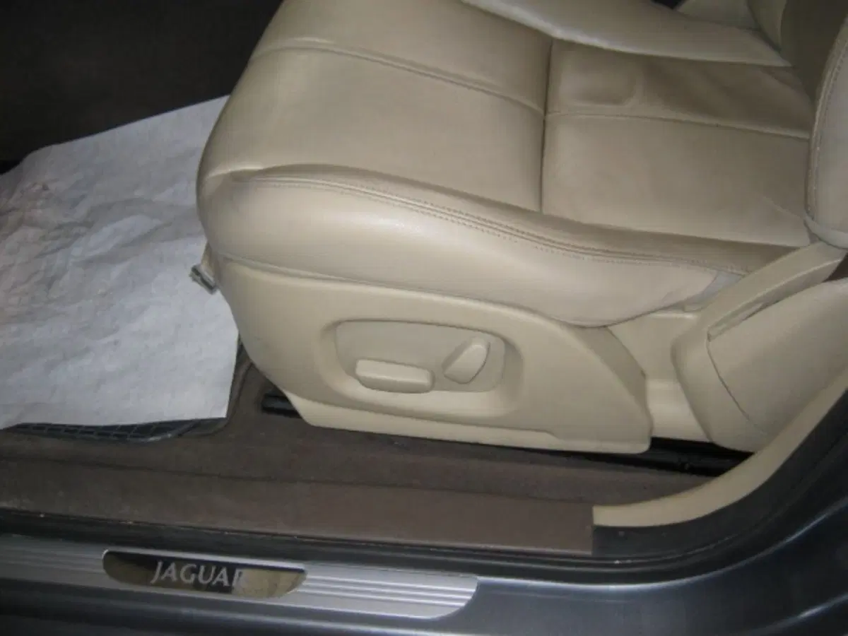 Jaguar S-Type usata a Fermo (9)