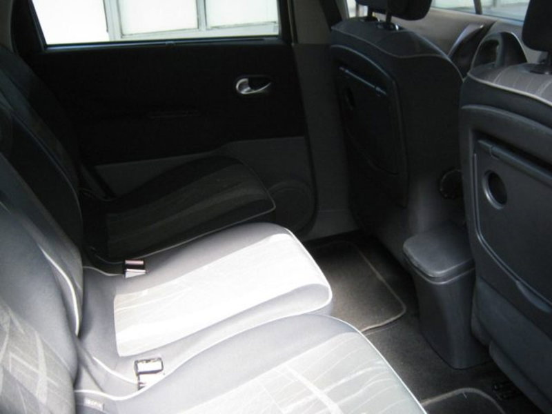 Renault Scenic E-Tech Electric usata a Fermo (8)