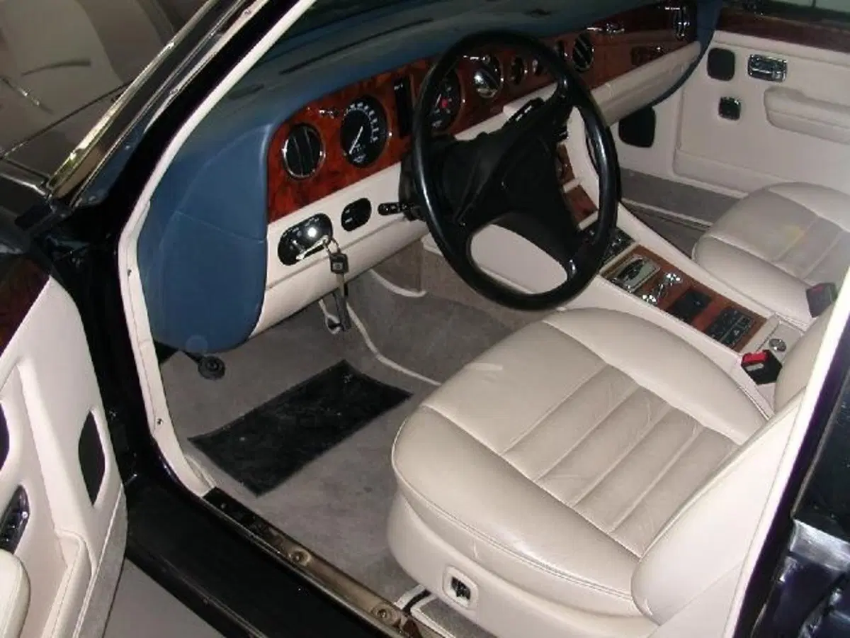 Bentley Berlina usata a Fermo (4)