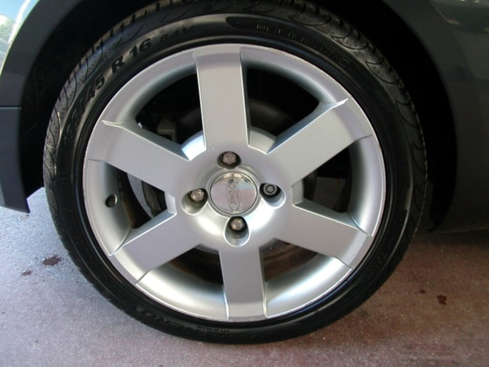 Ford Ka Cabrio usata a Fermo (10)