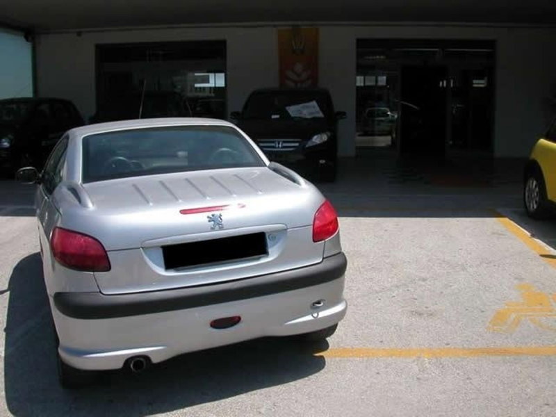 Peugeot 206 Cabrio usata a Fermo (5)