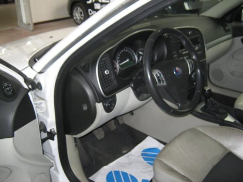 Saab 9-3 Station Wagon usata a Fermo (5)