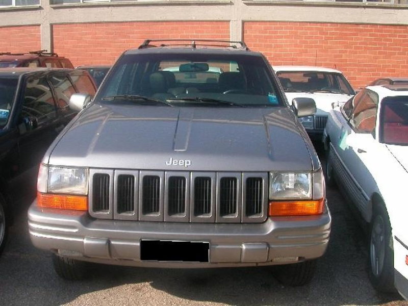 Jeep Grand Cherokee usata a Fermo