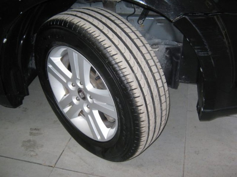 Fiat Freemont usata a Fermo (11)