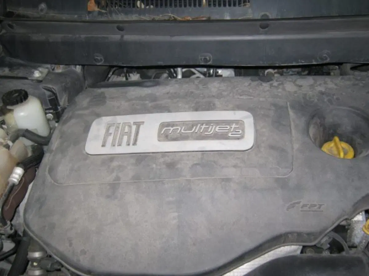 Fiat Freemont usata a Fermo (12)