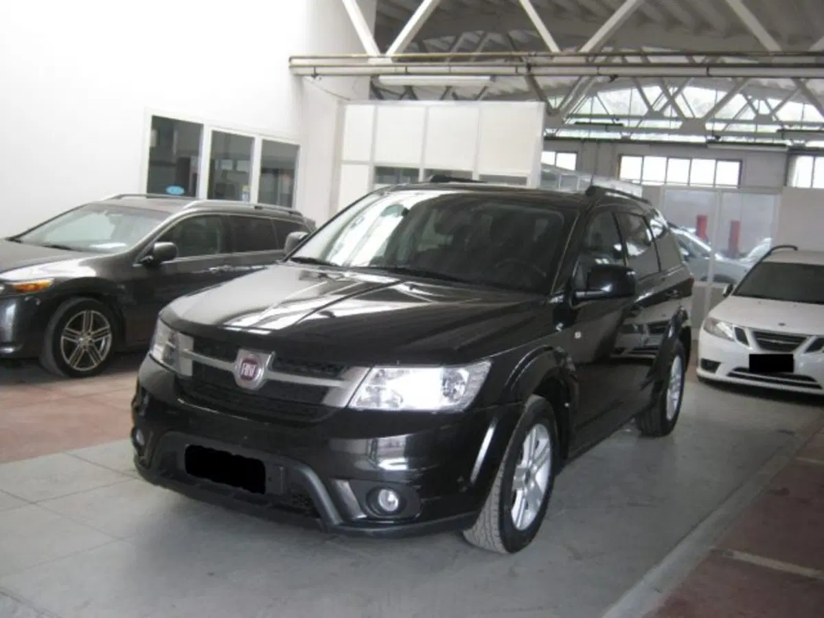 Fiat Freemont usata a Fermo (2)
