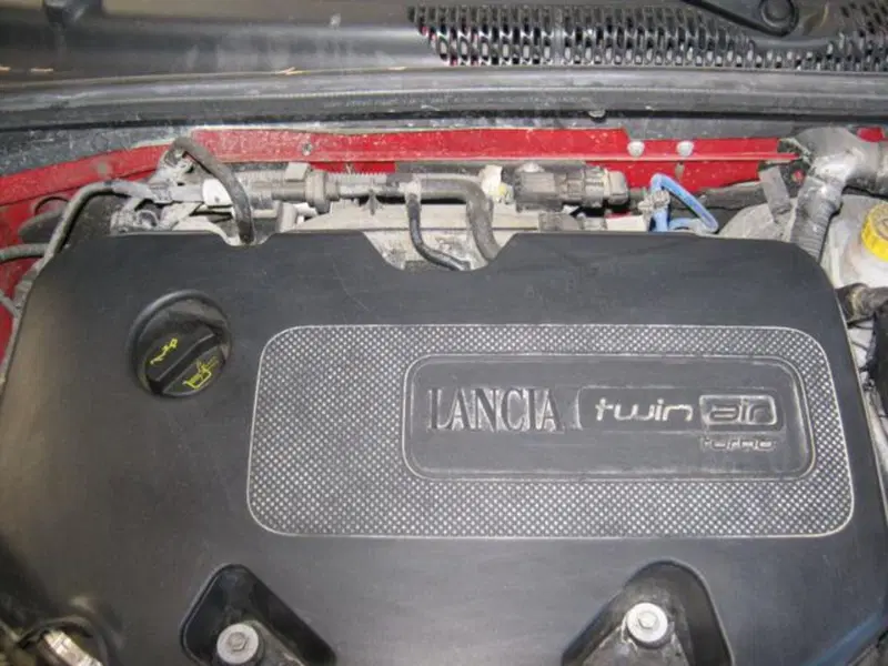 Lancia Ypsilon usata a Fermo (7)