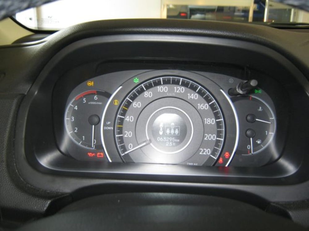 Honda CR-V usata a Fermo (12)